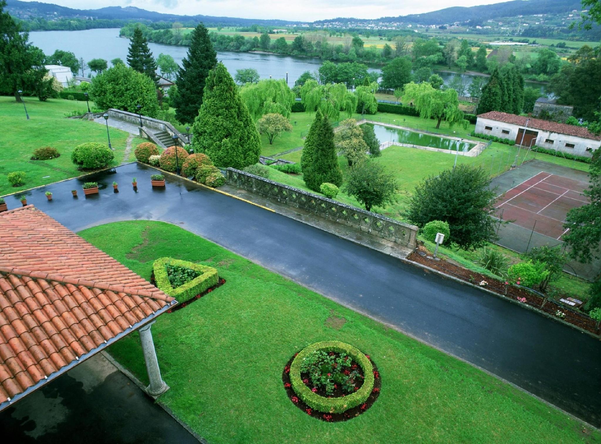 Parador De Туй Экстерьер фото