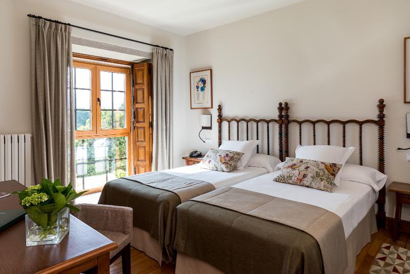 Parador De Туй Экстерьер фото